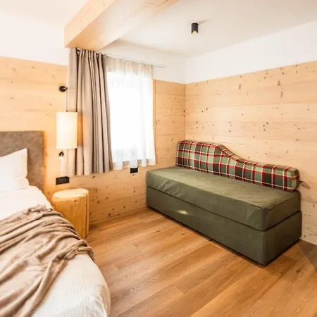 Vezzana Hotel