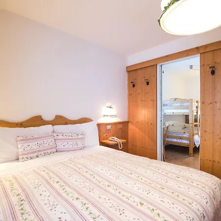Hotel Vezzana 3*