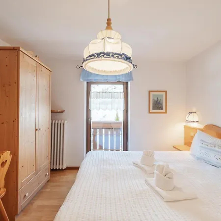 Vezzana Hotel 3*